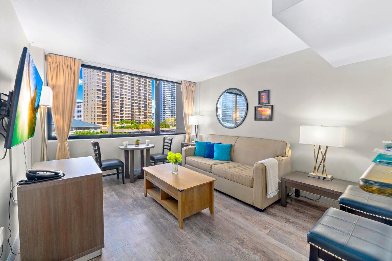 Renovated With City View At Aqua Palms Waikiki Honolulu Ngoại thất bức ảnh