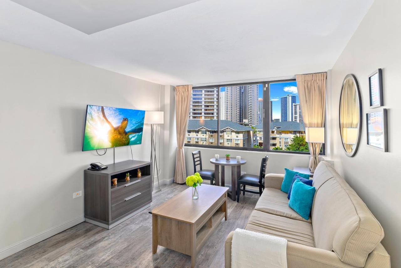 Renovated With City View At Aqua Palms Waikiki Honolulu Ngoại thất bức ảnh