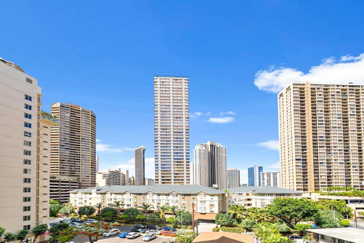 Renovated With City View At Aqua Palms Waikiki Honolulu Ngoại thất bức ảnh