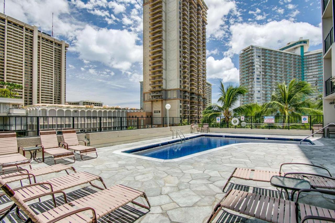 Renovated With City View At Aqua Palms Waikiki Honolulu Ngoại thất bức ảnh