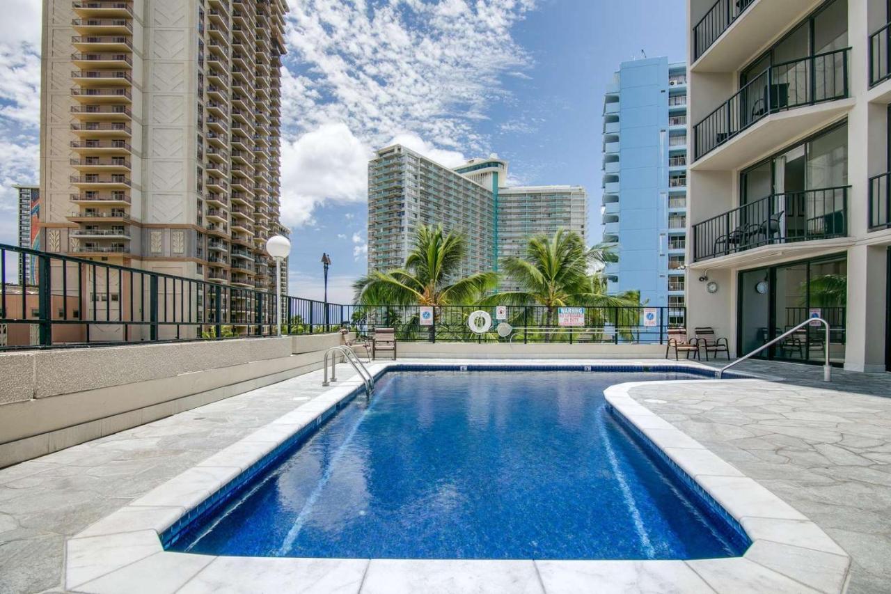 Renovated With City View At Aqua Palms Waikiki Honolulu Ngoại thất bức ảnh