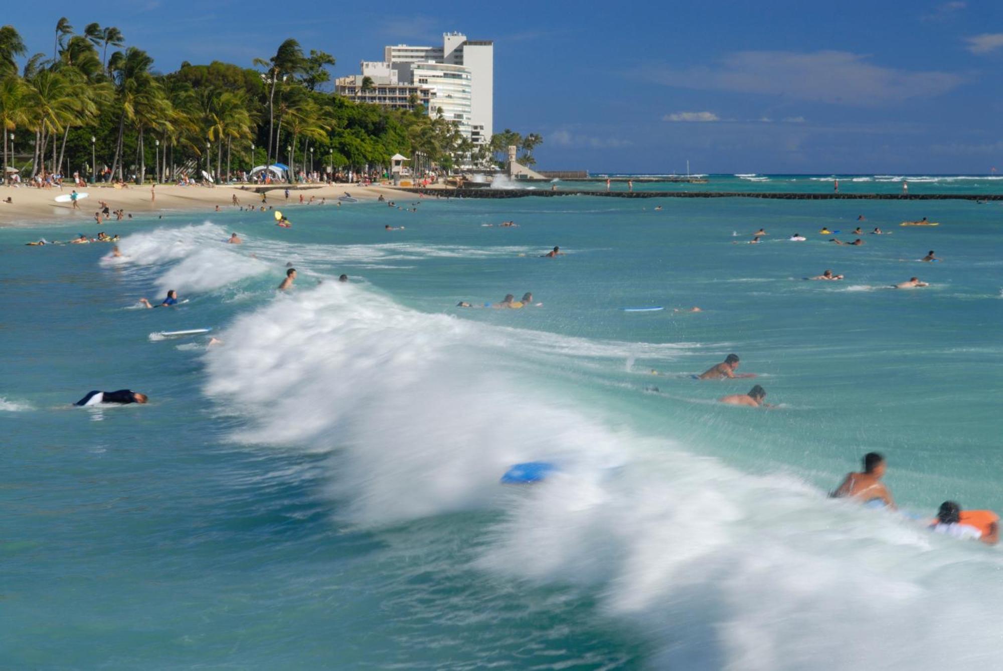Renovated With City View At Aqua Palms Waikiki Honolulu Ngoại thất bức ảnh